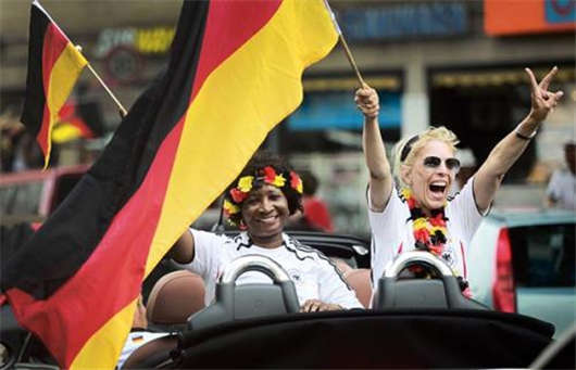 為何選擇德國移民 為何選擇<a style='color:#268bd1;cursor:pointer;' href='/'>德國移民</a>