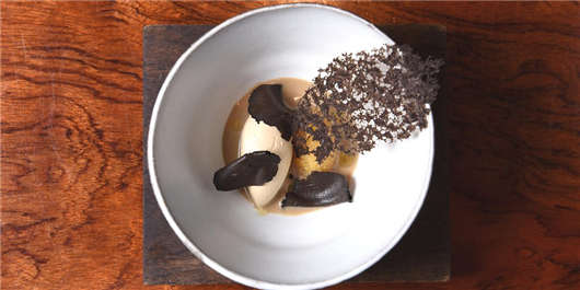 <a style='color:#268bd1;cursor:pointer;' href='/bolin.html'>德國(guó)柏林</a>街頭美食:路邊攤風(fēng)味十足 德國(guó)柏林街頭美食:路邊攤風(fēng)味十足