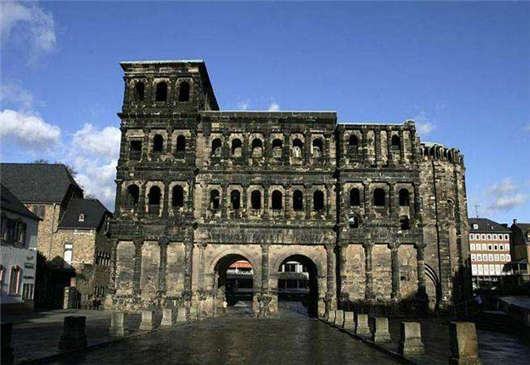 醫療保障,衛生保健與健康保險 醫療保障,衛生保健與健康保險