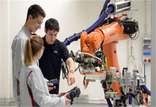 經(jīng)濟(jì)離不開德國的教育與匠人精神 經(jīng)濟(jì)離不開德國的教育與匠人精神