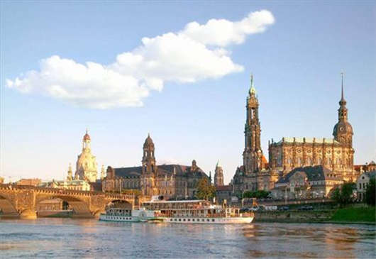 茲韋列夫擺脫美國(guó)公開(kāi)賽的危機(jī) 茲韋列夫擺脫美國(guó)公開(kāi)賽的危機(jī)