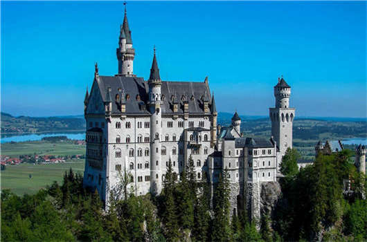 德國的社會保障制度與雇用人員補助金介紹 德國的社會保障制度與雇用人員補助金介紹